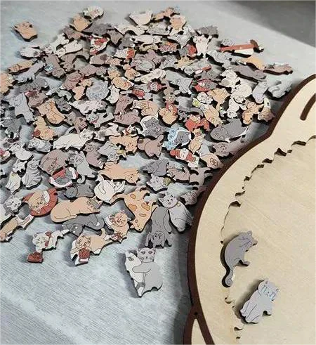 Cat-Shaped Wooden Jigsaw Puzzle — additional product view
