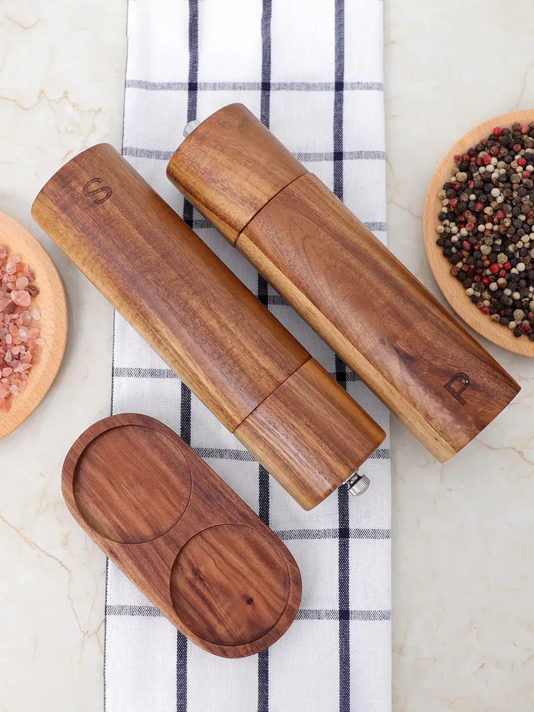 Wood Salt & Pepper Mill Set — product view